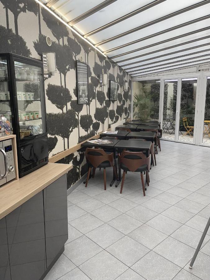 Hipotel Lilas Gambetta Paris Eksteriør billede