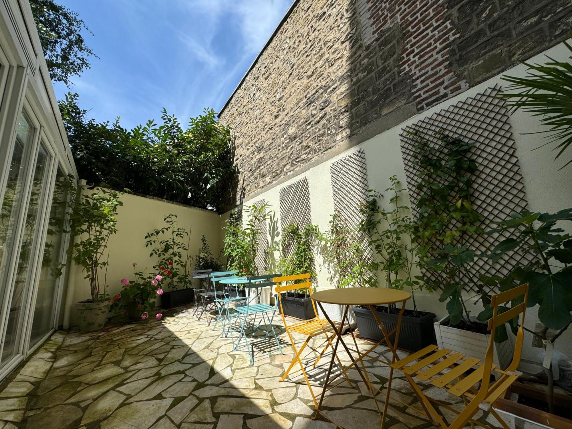 Hipotel Lilas Gambetta Paris Eksteriør billede