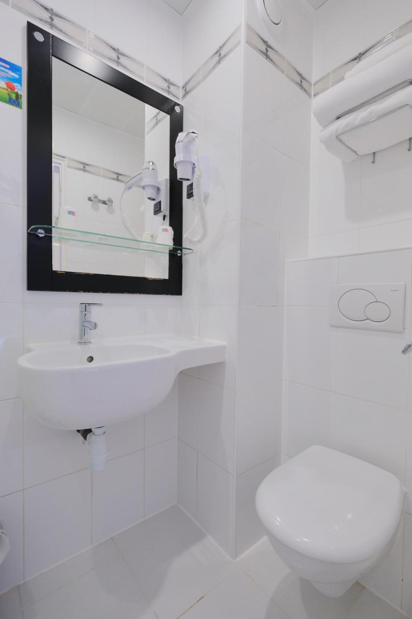 Hipotel Lilas Gambetta Paris Eksteriør billede